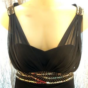 Gorgeous floor length black and gold B&A open back gown size 8